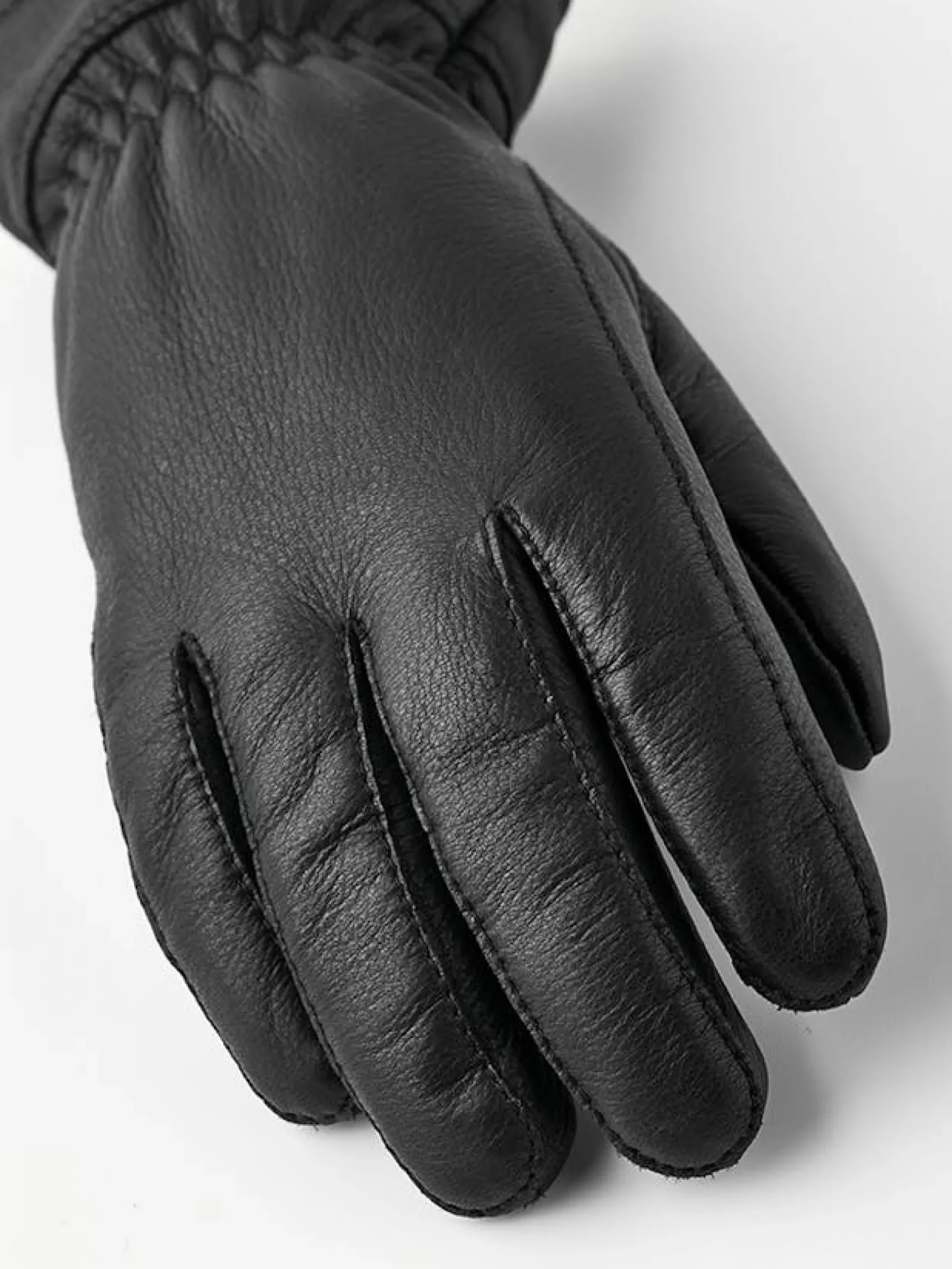 Buvika Deerskin Black