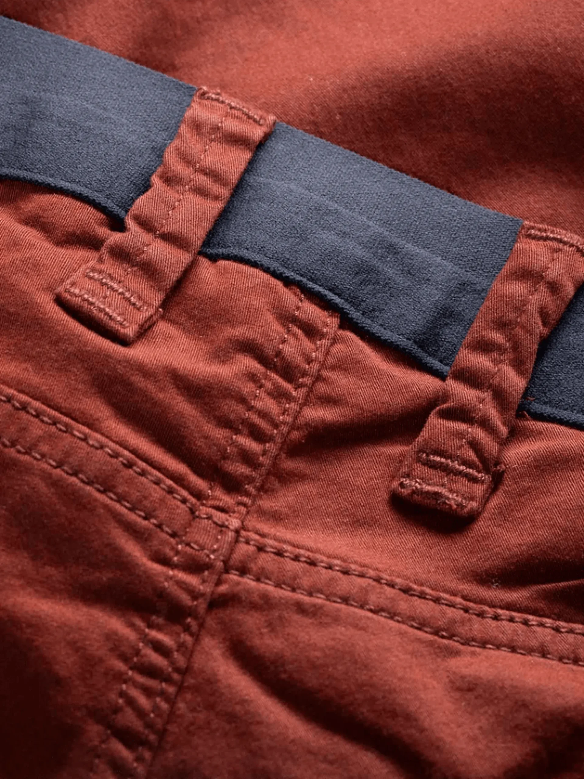 Ceüse Pant Dark Red