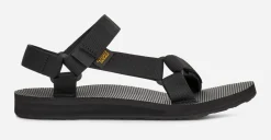 Original Universal W Black