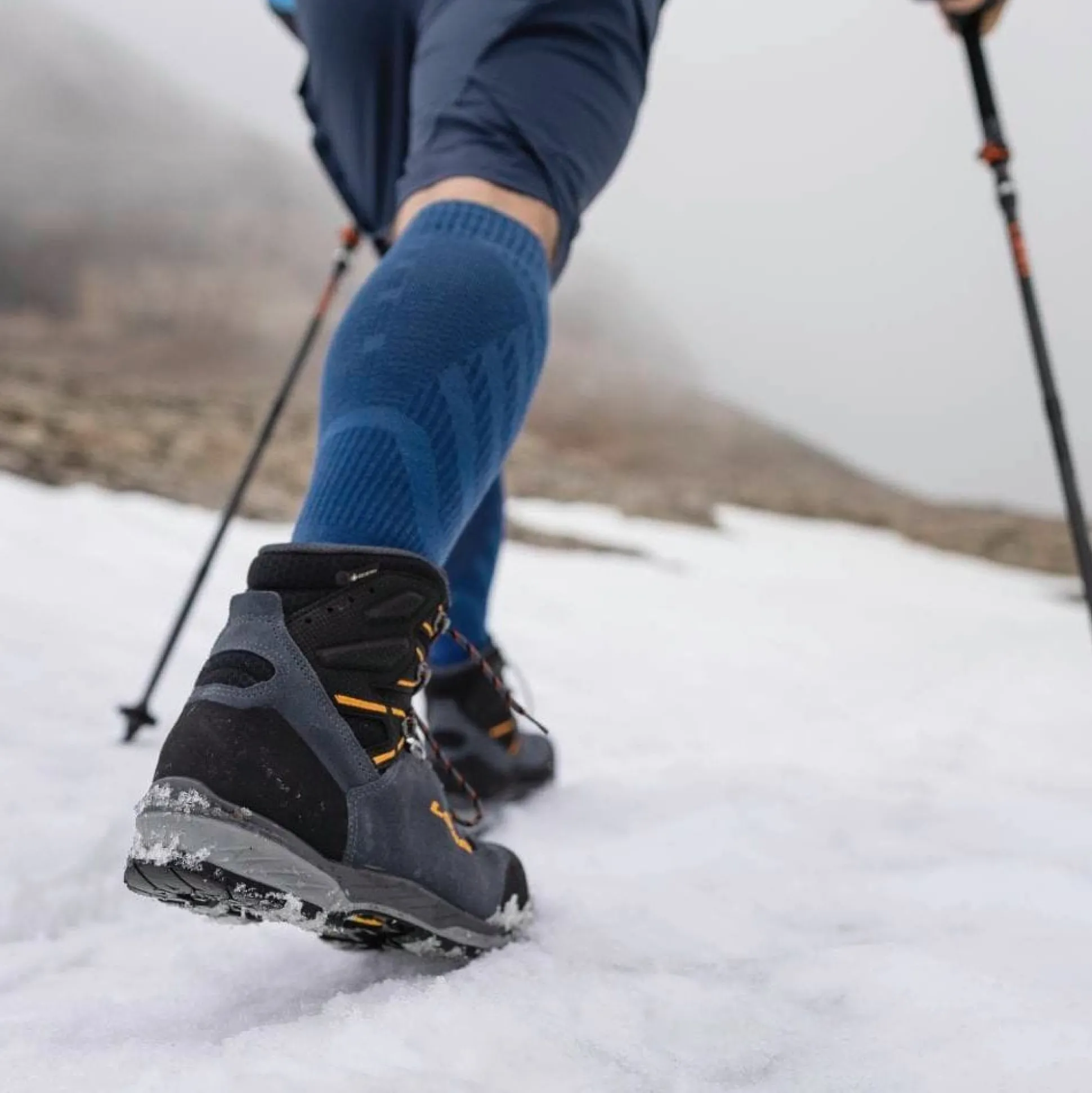 Outdoor Merino Compression Socks Ocean Blue