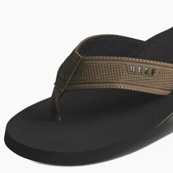 The Layback Black/Tan