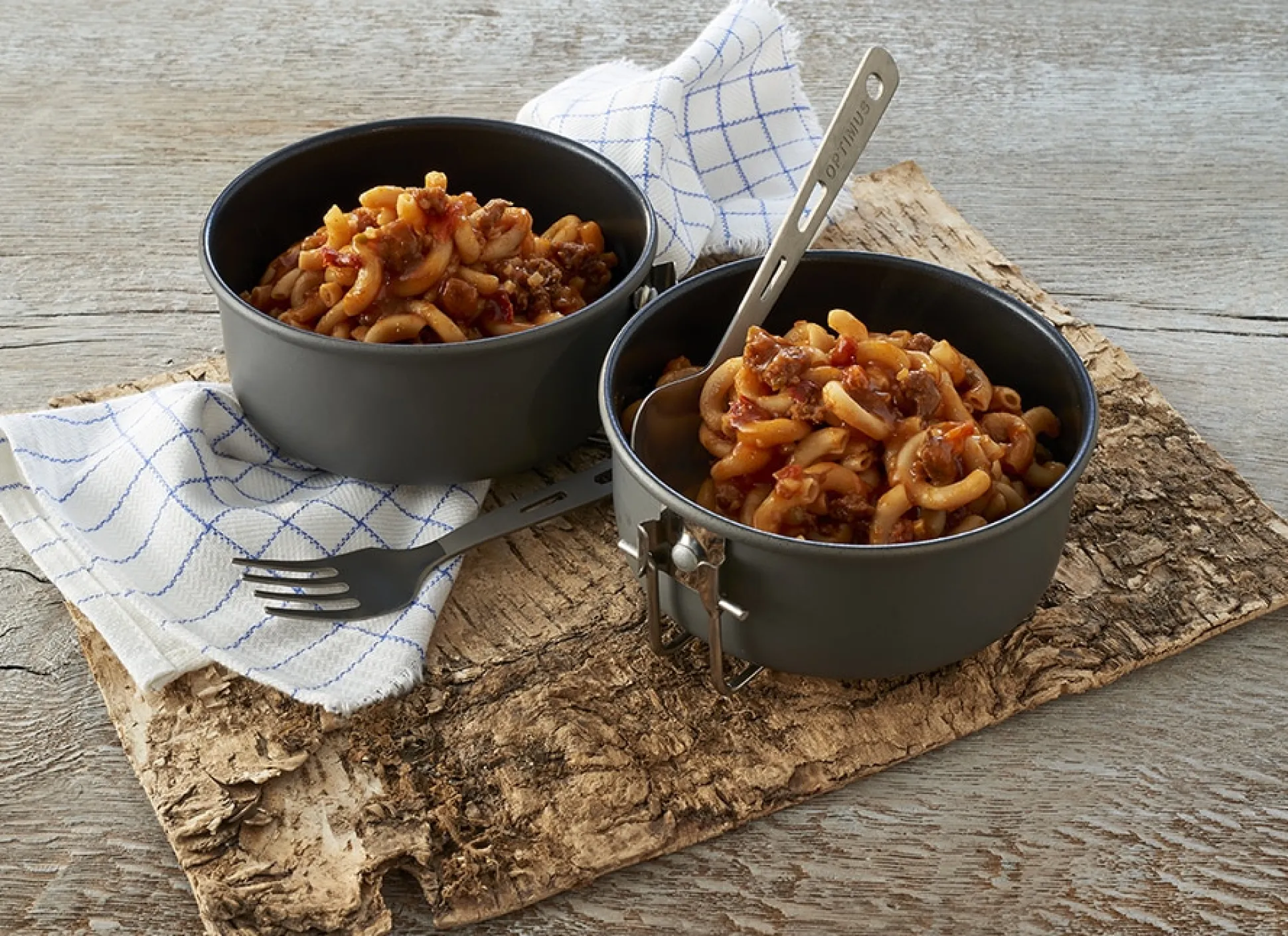 Ungarntopf mit Rind und Nudeln